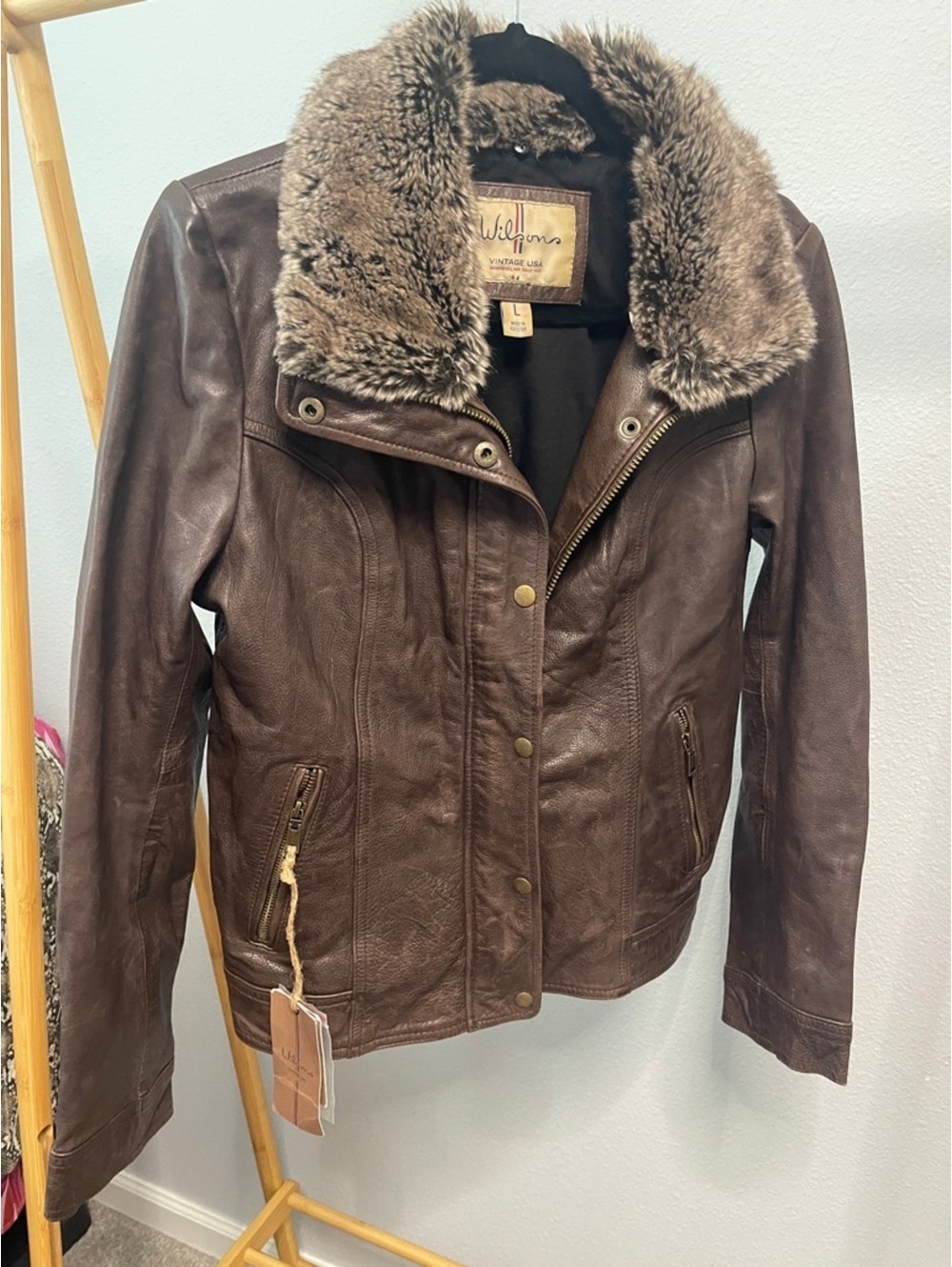 Wilson Vintage USA Brown Jacket with Gray Faux Fur Trim - Picture 2 of 6